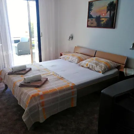 With A Parking Space Zavala, Hvar - 8706 Jelsa (Hvar)