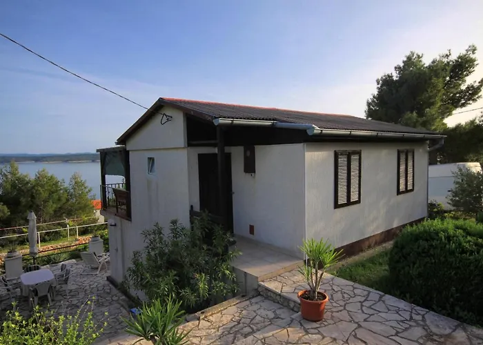 With A Parking Space Zavala, Hvar - 8706 Apartament Jelsa (Hvar)