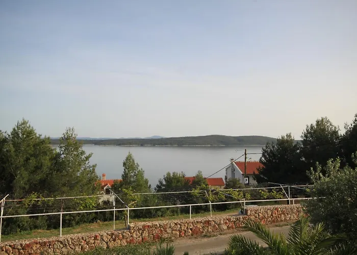 With A Parking Space Zavala, Hvar - 8706 Apartament Jelsa (Hvar)